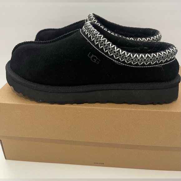 Ugg Tasman women’s slipper size 7 Black suede - Picture 2 of 12